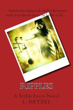 Paperback Ripples: A Berlin Evers Novel Book