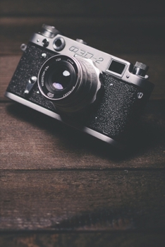 Mein perfektes Foto: Das Fototagebuch zum selbst ausfüllen ? Dokumentiere die beste Tageszeit und Wetter ? Das perfekte Equipment und die optimale ... Format ? Motiv: Kamera Tisch (German Edition)