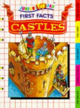 Paperback First Facts: Castles (Junior Funfax First Facts) Book