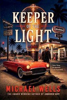 Paperback Keeper Of The Light Book