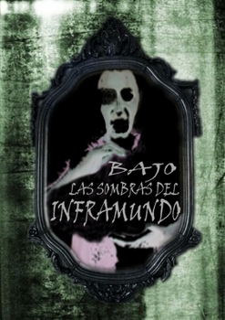 Paperback Bajo Las Sombras del Inframundo [Adangme] Book