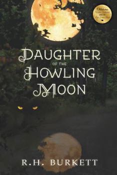 Paperback Daughter of the Howling Moon Book