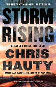 Paperback Storm Rising: A Thriller Book