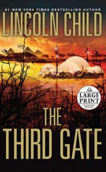 Paperback The Third Gate: A Novel (Jeremy Logan Series) [Large Print] Book