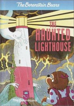 Paperback The Berenstain Bears and the Haunted Lighthouse Book