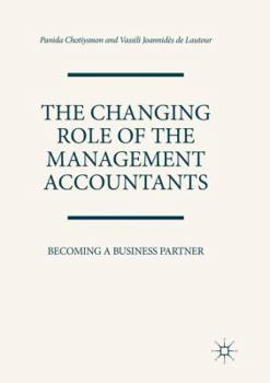 Paperback The Changing Role of the Management Accountants: Becoming a Business Partner Book