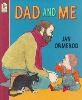 Paperback Dad and Me Book