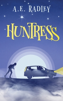 Paperback Huntress Book