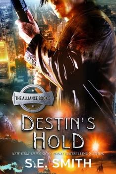 Paperback Destin's Hold: Science Fiction Romance Book