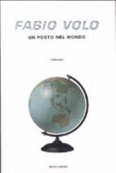Paperback Un Posto Nel Mondo [Italian] Book