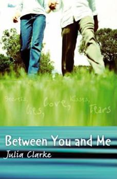 Paperback Between You and Me Book