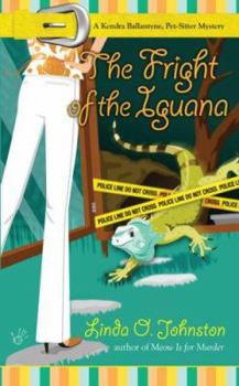 Mass Market Paperback The Fright of the Iguana: A Kendra Ballantyne, Pet-Sitter Mystery Book