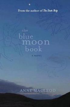 Paperback The Blue Moon Book