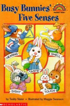 Paperback Busy Bunnies' Five Senses Book