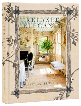 Hardcover Relaxed Elegance: Rooms for Living Well Book