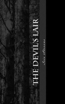 Paperback The devils lair Book