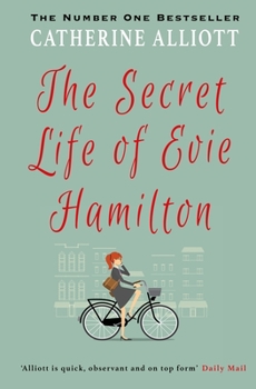 Paperback The Secret Life of Evie Hamilton Book