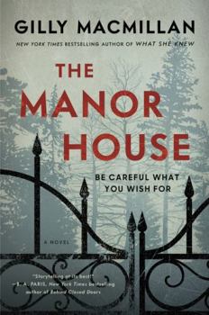 Paperback The Manor House Book