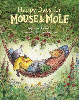 Paperback Happy Days for Mouse and Mole Book