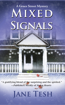 Paperback Mixed Signals [Large Print] Book