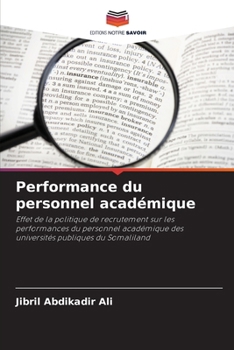 Paperback Performance du personnel académique [French] Book