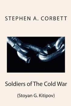 Paperback Soldiers of The Cold War Book