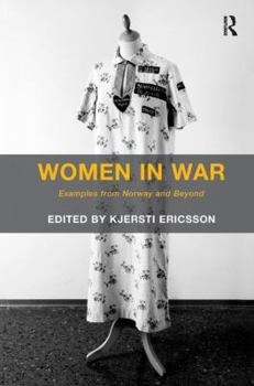 Hardcover Women in War: Examples from Norway and Beyond Book