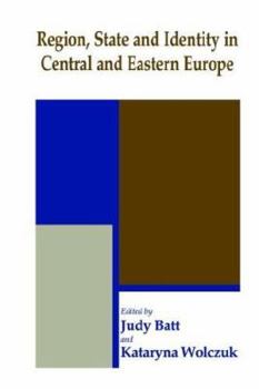 Paperback Region, State and Identity in Central and Eastern Europe Book