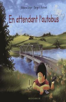 Paperback EN ATTENDANT L'AUTOBUS [French] Book