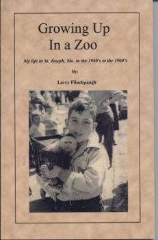 Paperback Growing Up In a Zoo Book