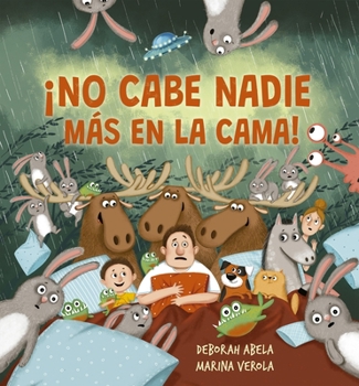 Hardcover No Cabe Nadie Mas En La Cama [Spanish] Book