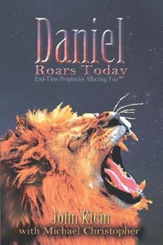 Paperback Daniel Roars Today Book