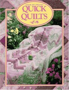 Paperback Quick Quilts Book