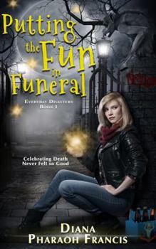 Paperback Putting the Fun in Funeral Book