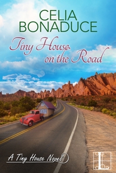 Paperback Tiny House on the Road Book