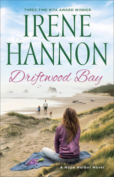 Paperback Driftwood Bay: A Hope Harbor Novel Book