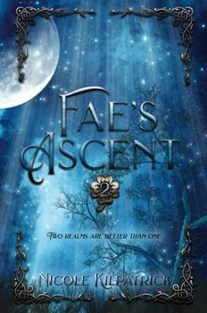 Paperback Fae's Ascent (Clover) Book