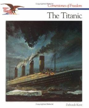 Paperback The Titanic Book