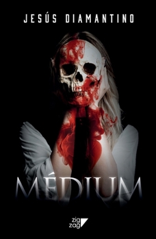 Paperback Médium [Spanish] Book