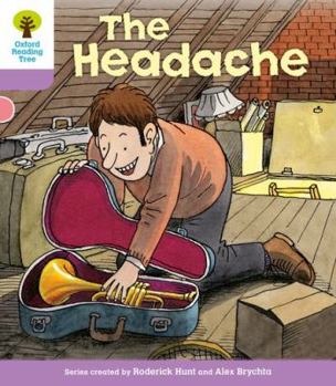Paperback Oxford Reading Tree: Level 1+: Patterned Stories: Headache Book