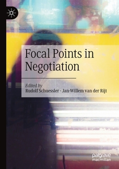 Paperback Focal Points in Negotiation Book