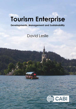 Paperback Tourism Enterprise: Developments, Management and Sustainability Book