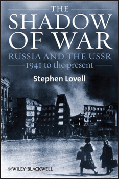 Paperback The Shadow of War: Russia and the Ussr, 1941 to the Present Book