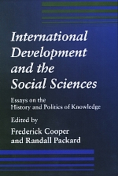 Paperback Internatiional Develoopment and the Social Sciences Book