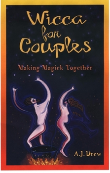 Paperback Wicca for Couples: Making Magick Together Book
