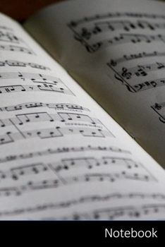 Paperback Notebook: 子供と大人のための音楽テーマӗ Book