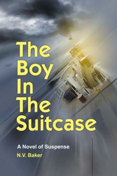 Paperback The Boy in the Suitcase Book