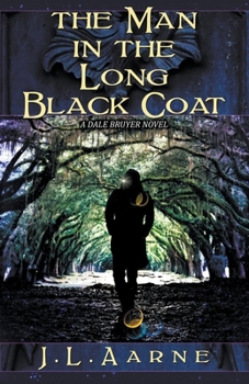 Paperback The Man in the Long Black Coat Book