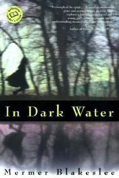 Paperback In Dark Water (Ballantine Reader's Circle) Book