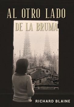 Hardcover Al otro lado de la bruma [Spanish] Book